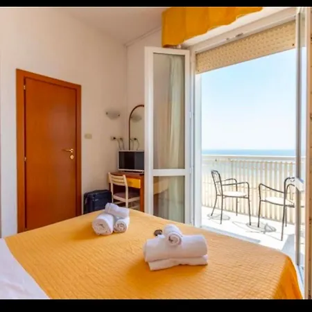 Hotel Carnaby-2